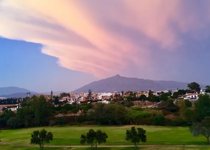 Appartamento Duplex Vistas Al Golf Guadalmina